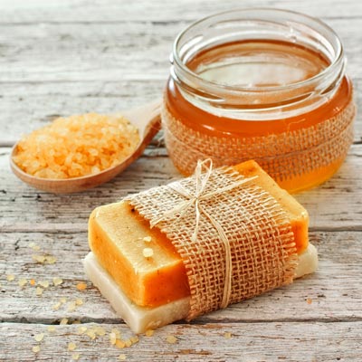Seife herstellen - Honigseife selbst machen