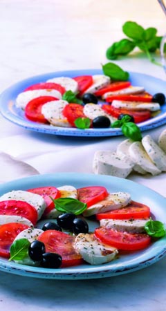 Caprese Rezept: Tomate, Mozzarella mit Basilikum