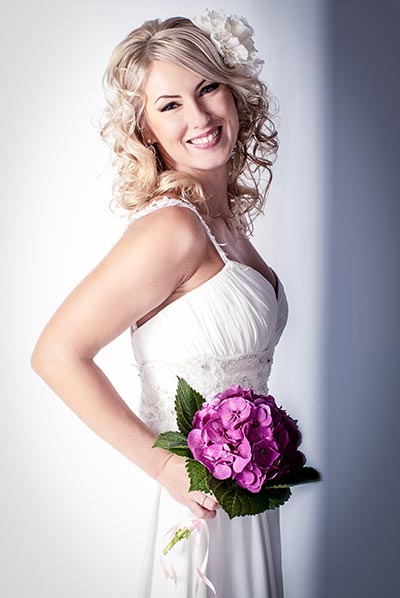 Frisuren für die Hochzeit - Brautfrisur mit Locken