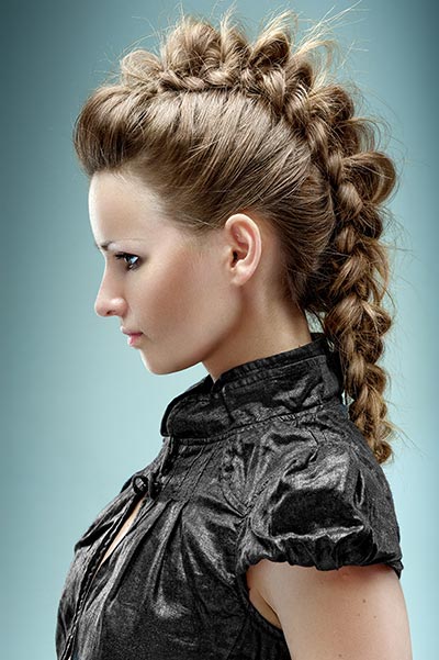 Punk-Zopf im Bow-Braid Style