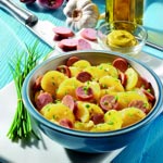 weiter zu - Kartoffelsalat mit Brühe, Essig, Öl und Wiener