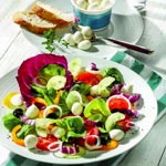 weiter zu - Diät-Salat-Rezept mit Mozzarella