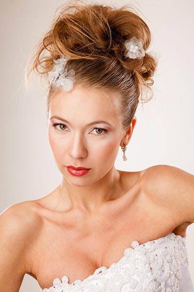 Haarschmuck für Braut und Hochzeit - Curlies mit Blüten