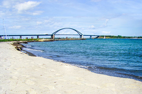 Die Ostseeküste in Schleswig-Holstein - Brücke nach Fehmarn