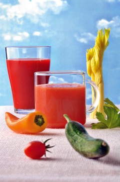 Gazpacho-Drink und Gemüse-Smoothie