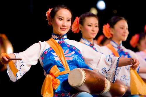 China: Musik – Traditionelle chinesische Musik ist in Harmonie mit dem Kosmos