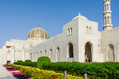 Reiseziele für Urlaub in Oman - Sultan Quaboos Moschee