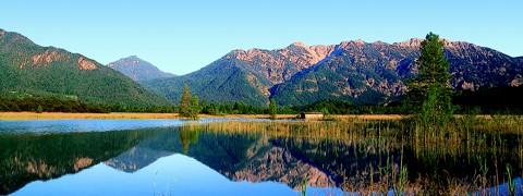 Wellness und Urlaub in Oberbayern: Krebssee im Eschenloher Moos, Zugspitzland