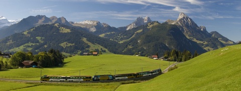 Urlaub Europa: Gstaad - Wohlfühlen mit Stil in den Schweizer Alpen