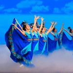 weiter zu - Shen Yun - Ein Gesamtwerk aus Harmonie