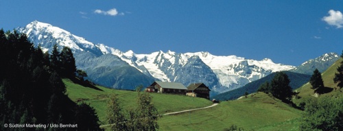 Reisen Südtirol - Meran, Bozen und die Dolomiten laden zum Erholen ein