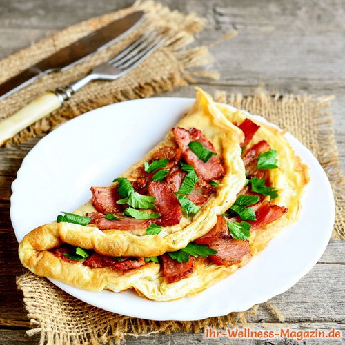 Low Carb Omelette mit Speck