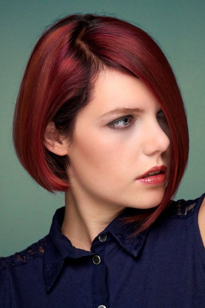 Asymmetrischer frecher Bob Haircut