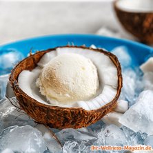 Sahniges Low Carb Kokos-Vanille-Eis