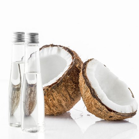 Kokosöl für die Haare – Anwendungsmöglichkeiten zur Haarpflege