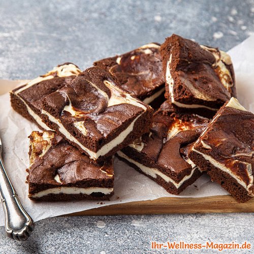 Low-Carb-Brownies mit Quark-Füllung