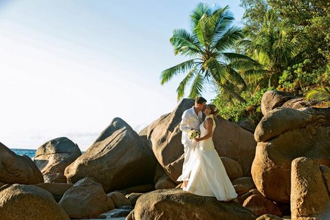 Seychellen-Insel Praslin: Heiraten am Strand – ein Augenblick für die Ewigkeit