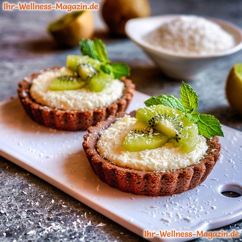 Low Carb Schokoladen-Tartelettes mit Kokos-Pudding