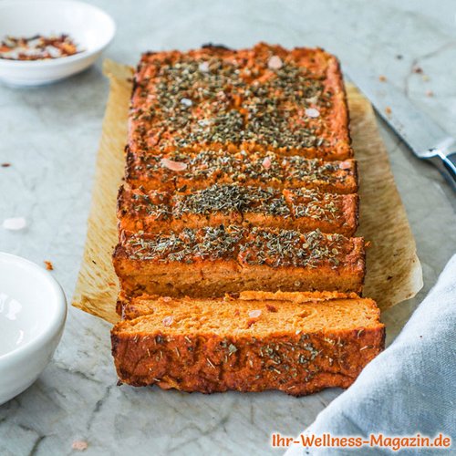 Low Carb Blumenkohl-Tomaten-Brot