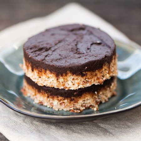 Veganer Schoko-Mandelkuchen ohne backen