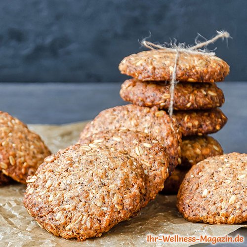 Haferflocken-Plätzchen mit Chia und Zimt - gesundes Rezept ohne Zucker