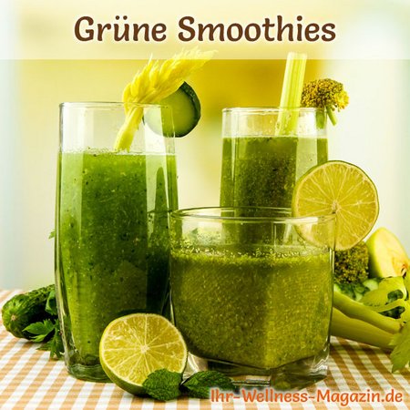 Grüner Wirsing-Zucchini-Sellerie-Smoothie