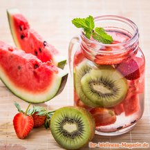 Melonen-Kiwi-Erdbeer-Wasser