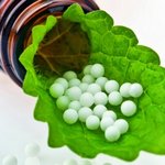 weiter zu - Homöopathische Haus- und Reiseapotheke