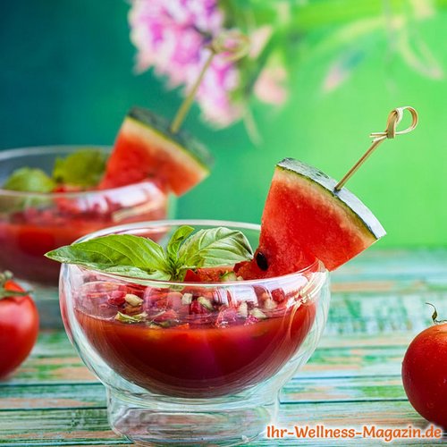 Kalte Tomatensuppe mit Melone