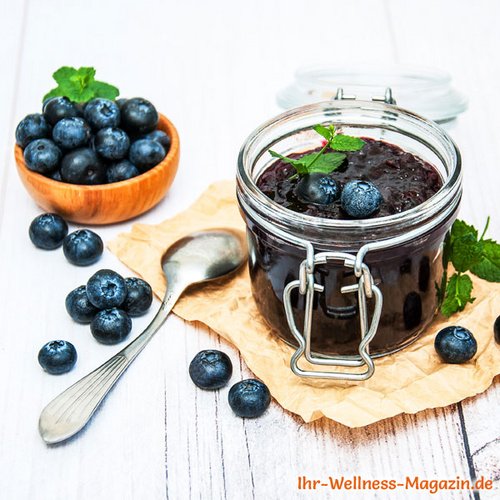 Low Carb Blaubeer-Marmelade - Fruchtaufstrich-Rezept ohne Zucker