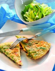 Trennkost Rezepte: Käse-Spargel-Tortilla mit Blattsalat