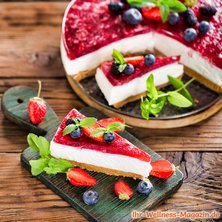 Low Carb Beeren-Joghurt-Torte