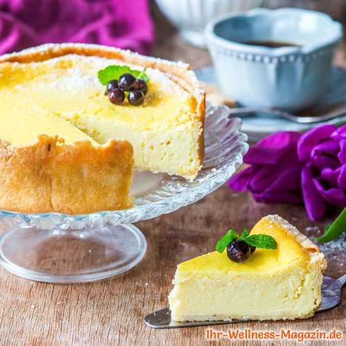 Fluffiger Low Carb Vanille-Quarkkuchen