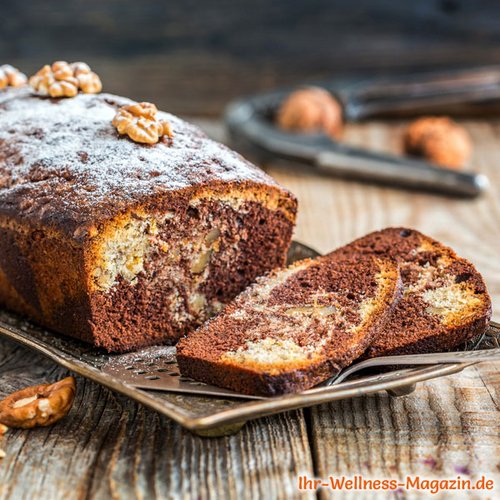 Schneller Low Carb Schoko-Nusskuchen