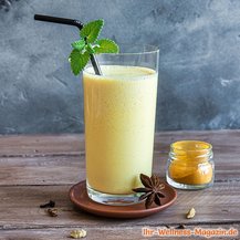 Kurkuma-Lassi-Proteinshake 