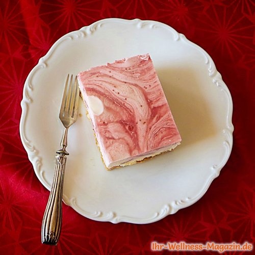 Low Carb Erdbeer-Joghurt-Quark-Torte