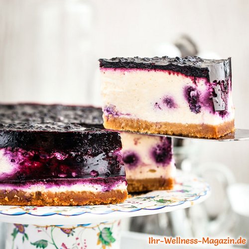 Leichte Low Carb Blaubeer-Quarktorte