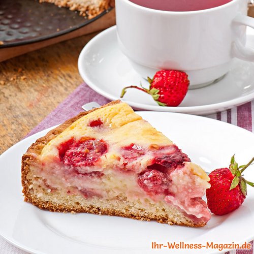 Cremiger Low Carb Erdbeer-Quarkkuchen