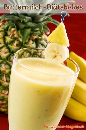 Buttermilch-Shake mit Banane und Ananas