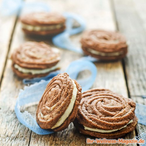 Low Carb Schoko-Sandwich-Cookies