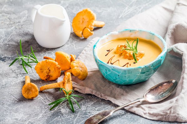 Schnelle und einfache Low-Carb-Suppen