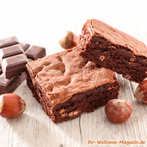 Saftige Low Carb Schoko-Haselnuss-Brownies