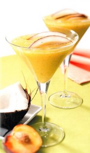 Cocktails und Shake Rezepte: Tropischer Mango-Minze-Shake