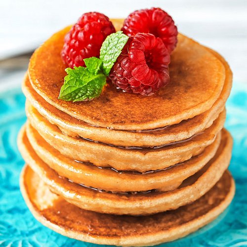 Low Carb Buttermilch-Pancakes mit Himbeeren