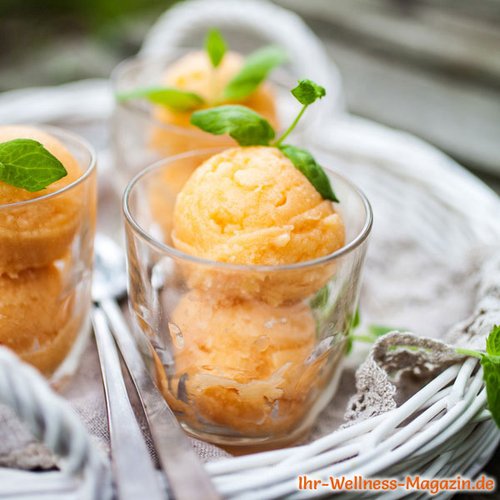 Cremiges Low Carb Mango-Eis