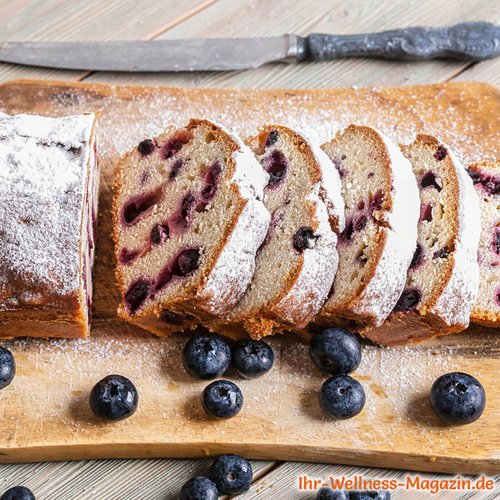 Low-Carb-Vanillekuchen mit Blaubeeren