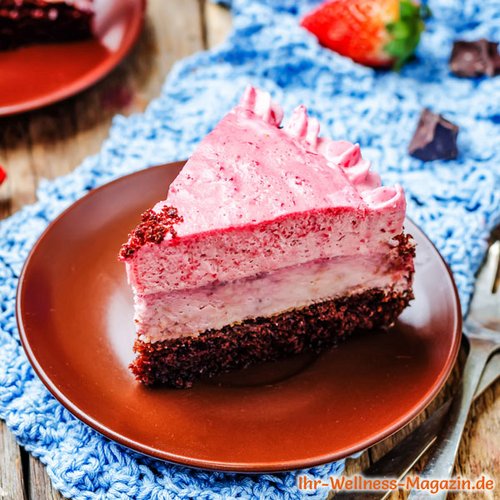 Cremige Low Carb Erdbeer-Quarktorte