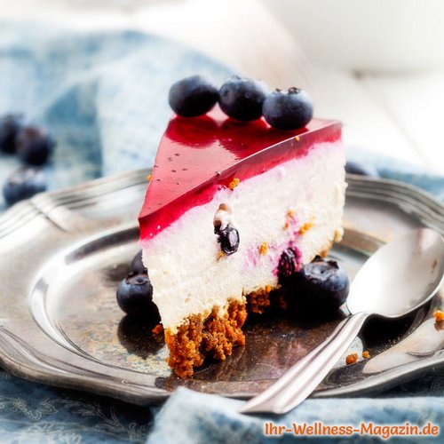 Cremige Low Carb Blaubeer-Quarktorte