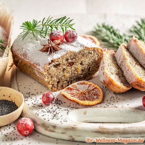 Weihnachtlicher Low-Carb-Mohnkuchen 