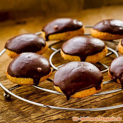 Low-Carb-Protein-Kekse mit Schokoguss - schnelles Rezept ohne Zucker